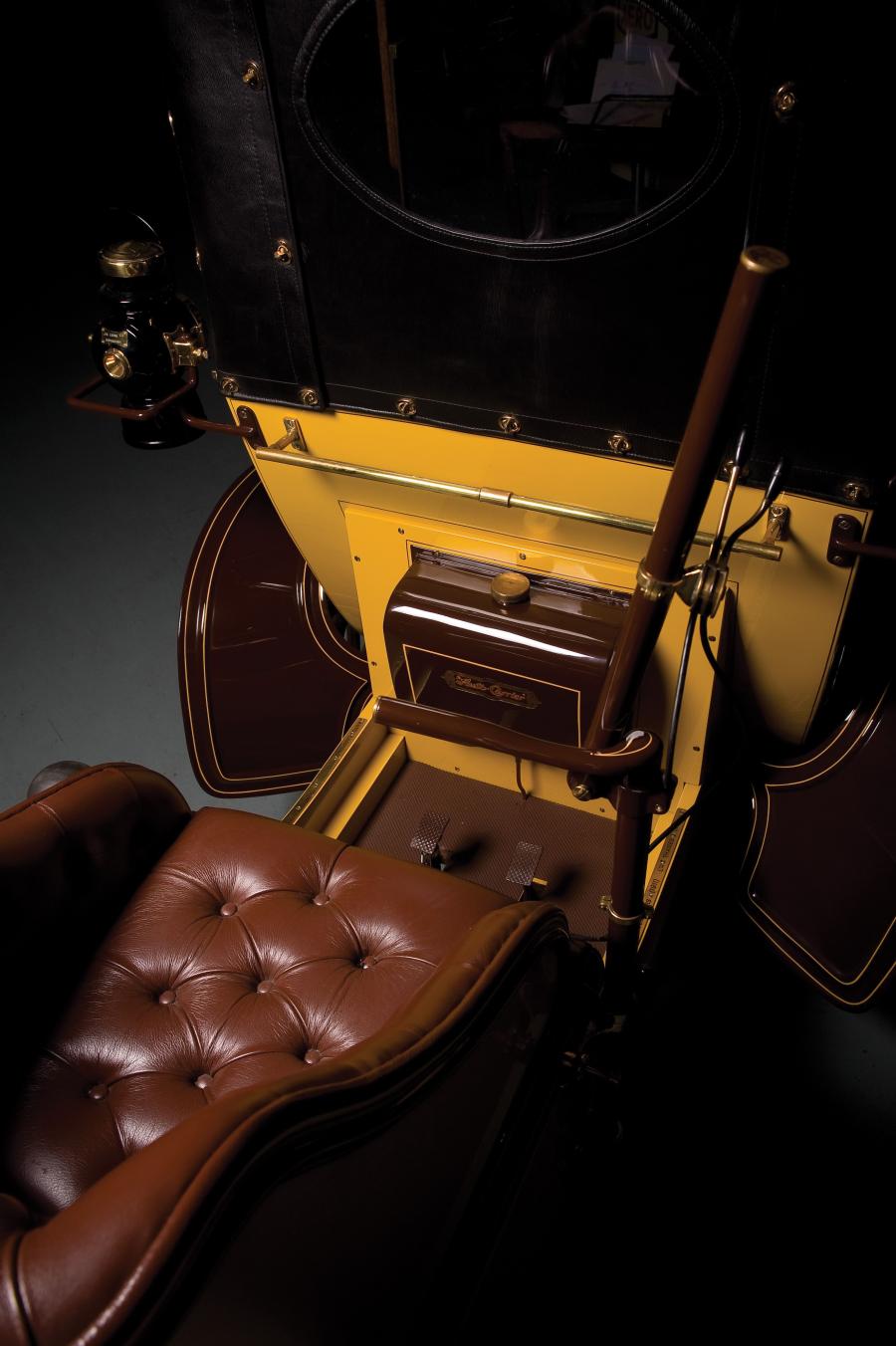Интерьер AC Sociable 3-Seater Runabout 1913 года  (фото 7 из 7)